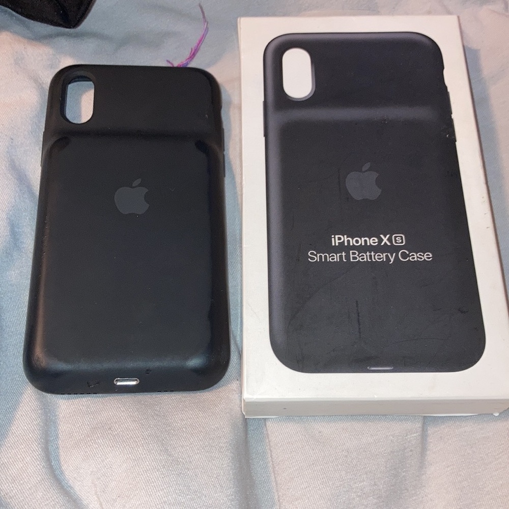 iPhone XS smart battery case
